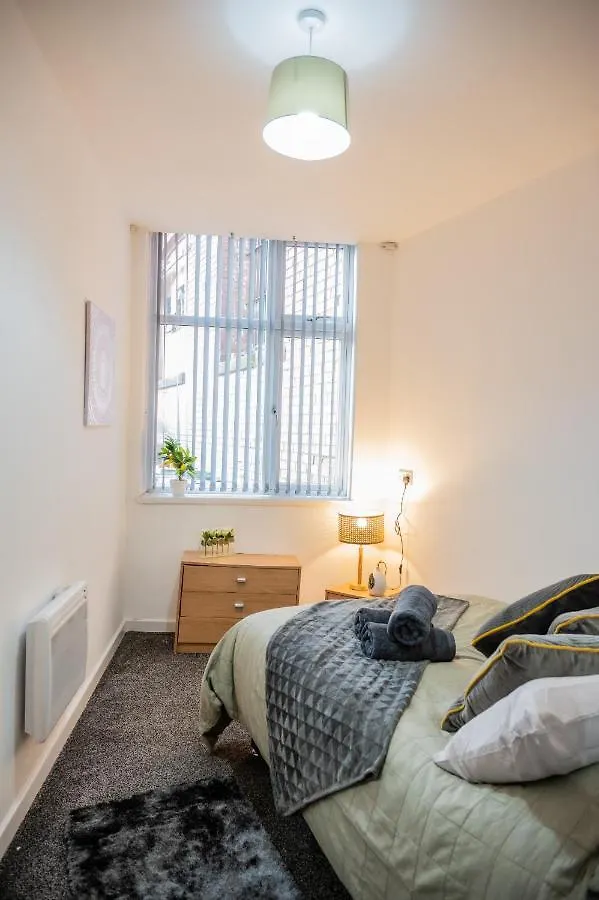 Bv Homely 1 Bedroom Apartment At Shallow Hill Leeds Huddersfield United Kingdom